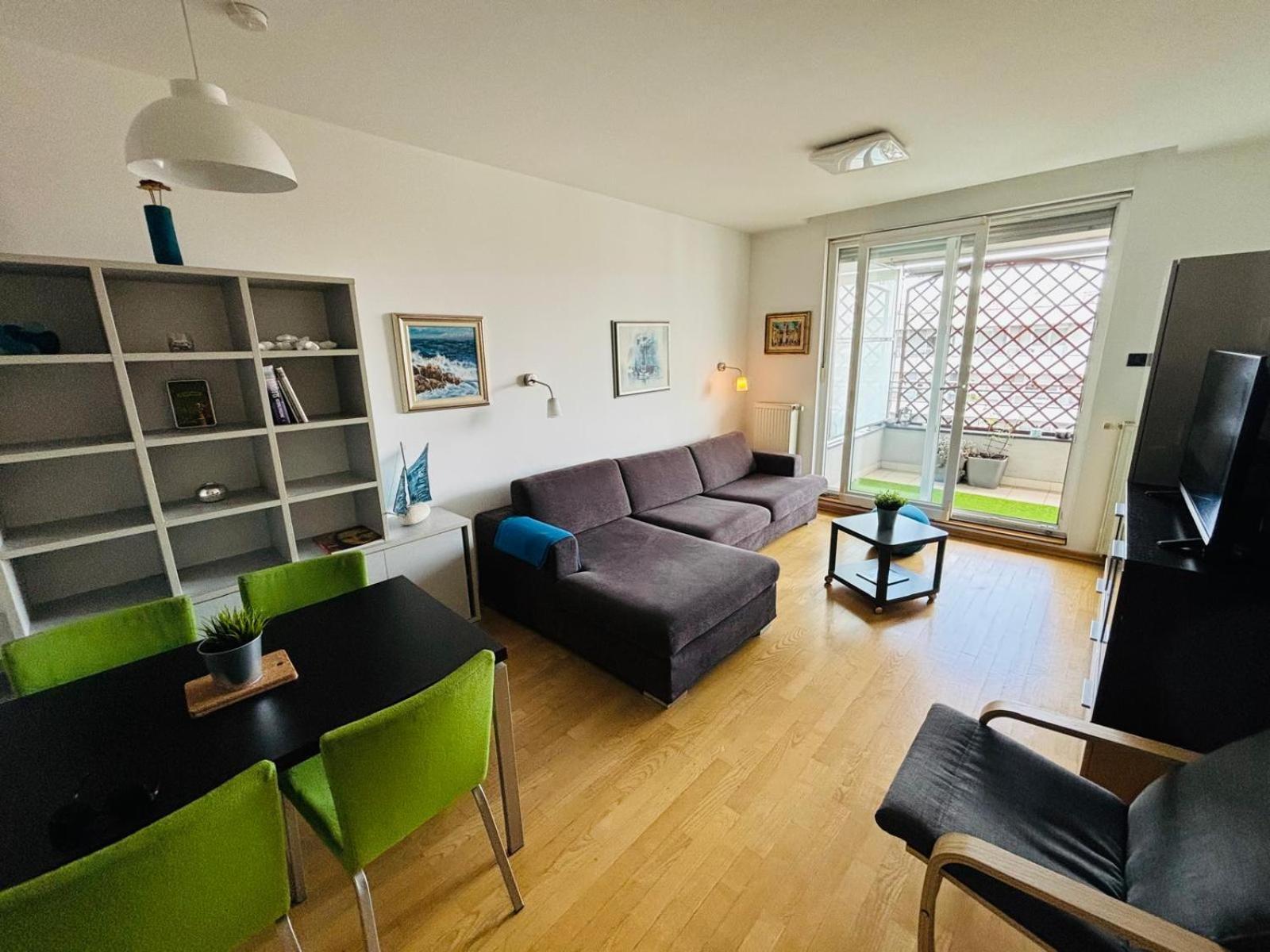 Apartman Vivi Загреб Экстерьер фото