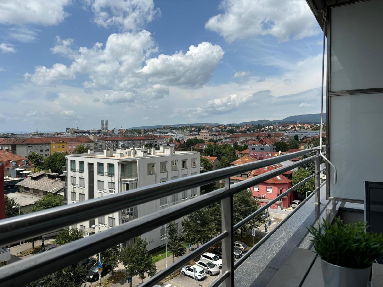 Apartman Vivi Загреб Экстерьер фото